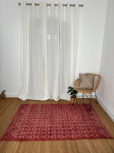 [C05AF0102] Alfombra Geranio